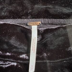 Black Free people velvet cable top